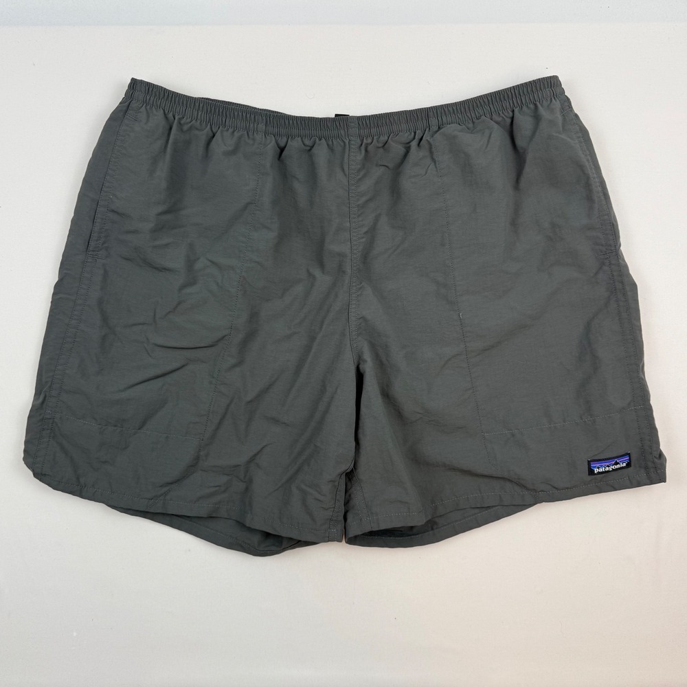 Patagonia Baggies Shorts Mens XXL Dark Gray 5 Inch Inseam Nylon P-6 Logo 57021